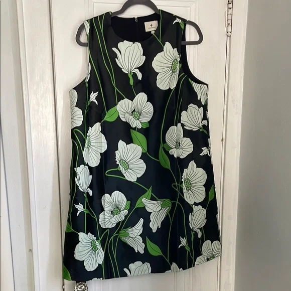 tuckernuck black floral dress Tuckernuck Black Kennedy Dress Black / L